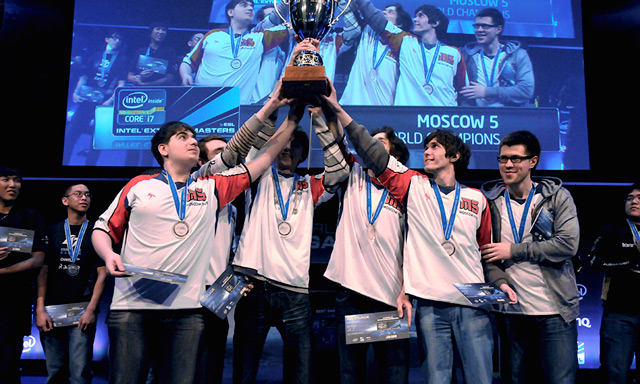 且闲第三张 且闲第三张