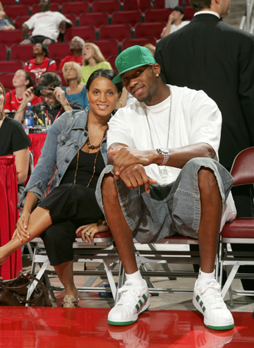 侧翼延误与 侧翼延误与